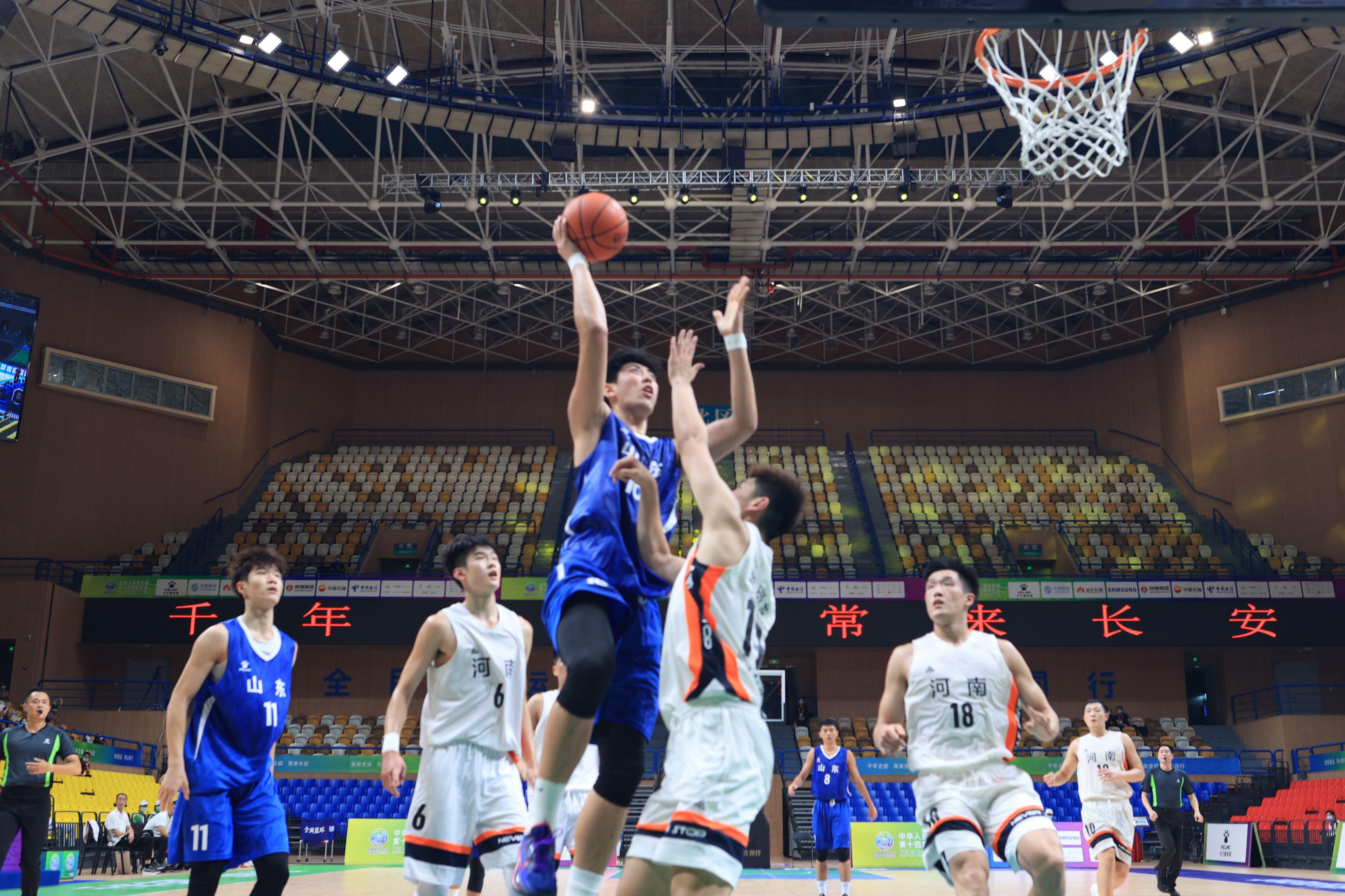 而這一變動 而這一變動